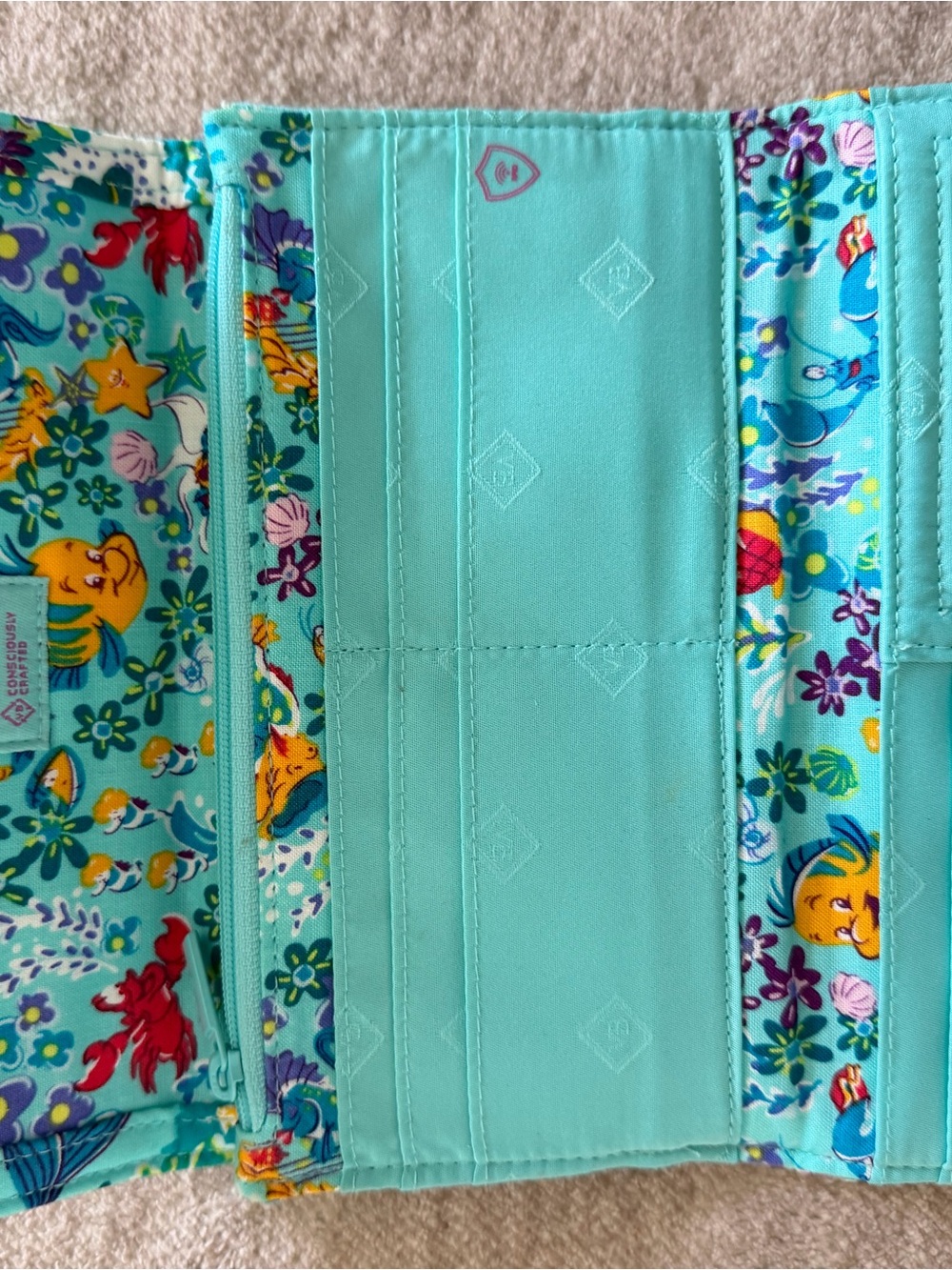 Disney Vera Bradley Little Mermaid wallet - Picture 3 of 7